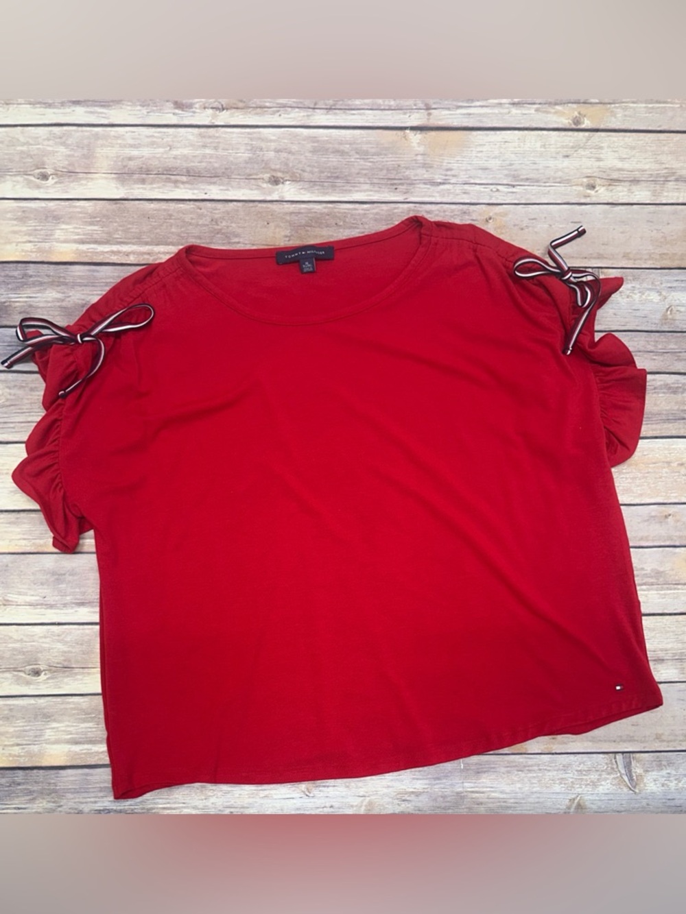 Tommy Hilfiger Ruched shoulder Ruffle sleeve top in Red XL